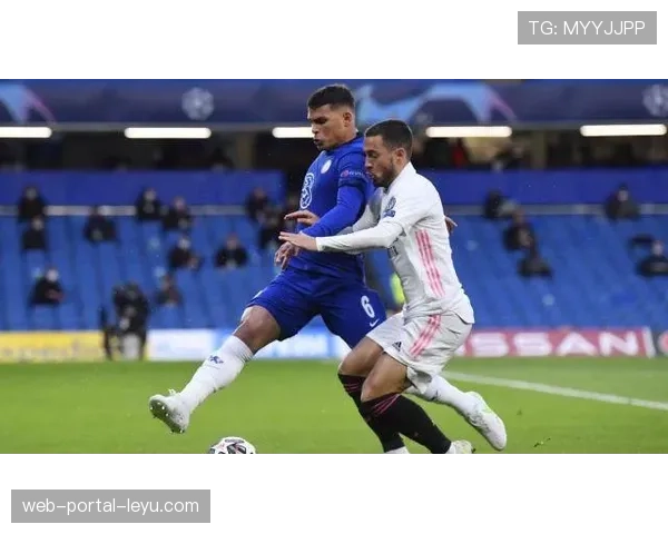 战术复盘：图赫尔变阵三中卫，如何成功限制了法兰克福的快速反击